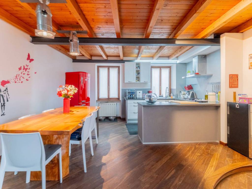 appartamento in vendita a Sumirago