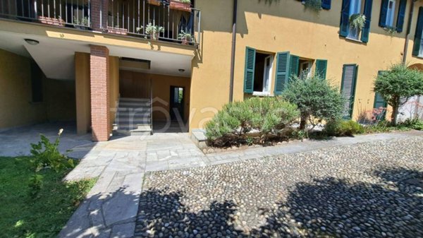 appartamento in vendita a Sumirago