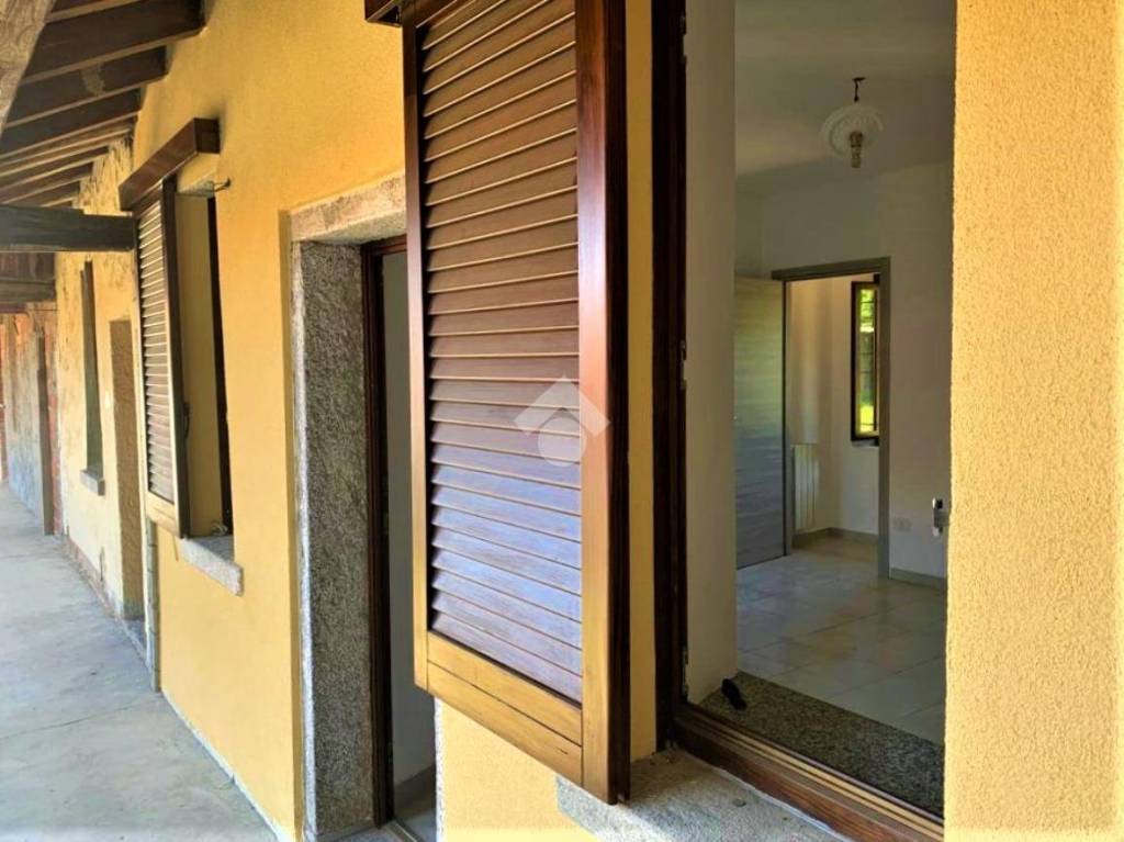 appartamento in vendita a Sumirago