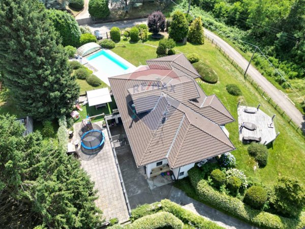 casa indipendente in vendita a Sumirago