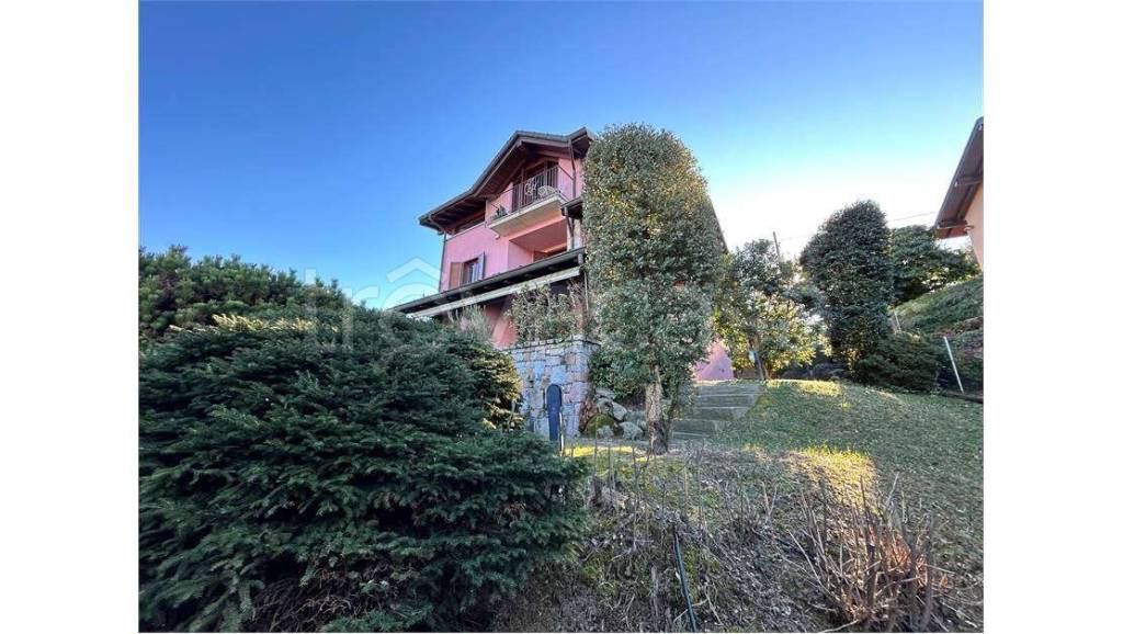 casa indipendente in vendita a Taino