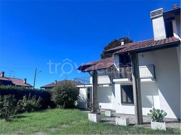 casa indipendente in vendita a Taino