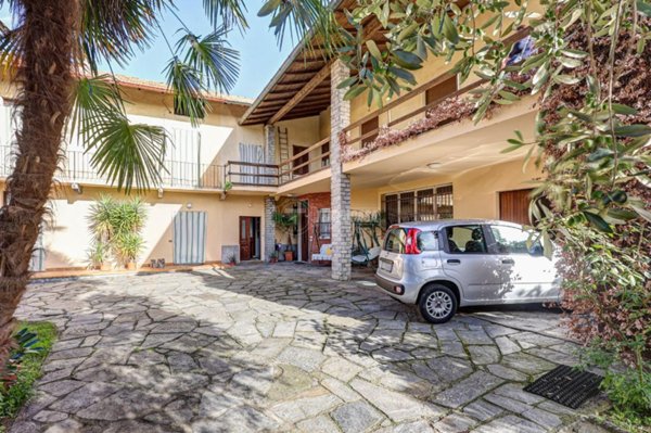 casa indipendente in vendita a Taino