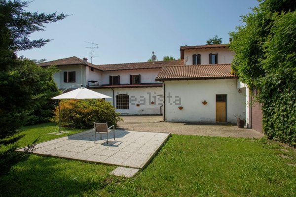 casa indipendente in vendita a Taino