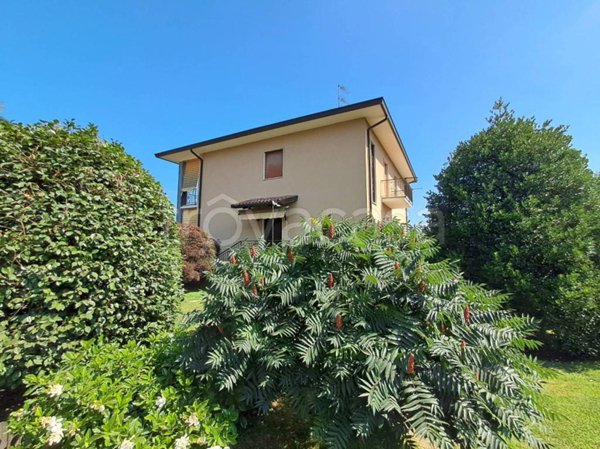 casa indipendente in vendita a Taino