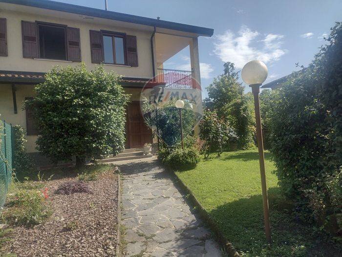 appartamento in vendita a Taino