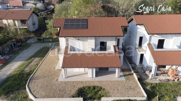 casa indipendente in vendita a Taino