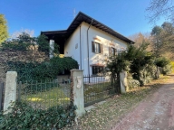 casa indipendente in vendita a Taino