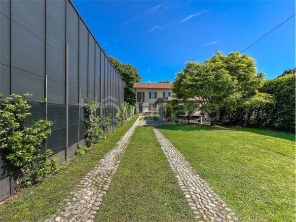 casa indipendente in vendita a Taino