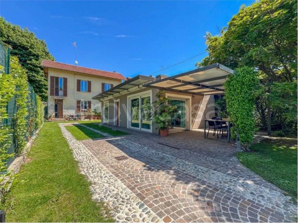 casa indipendente in vendita a Taino