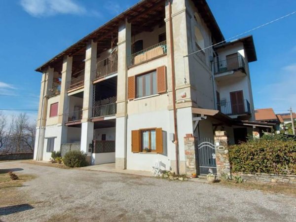 appartamento in vendita a Taino