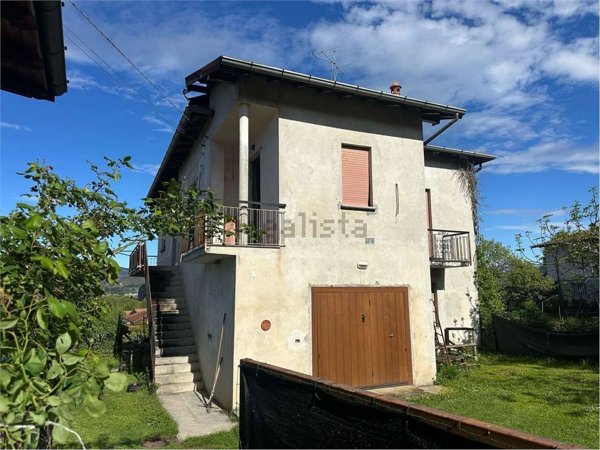 casa indipendente in vendita a Taino