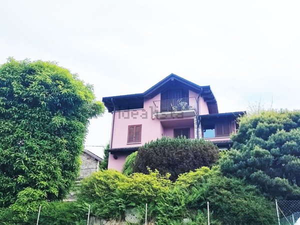 casa indipendente in vendita a Taino