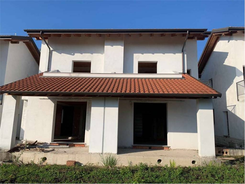 casa indipendente in vendita a Taino