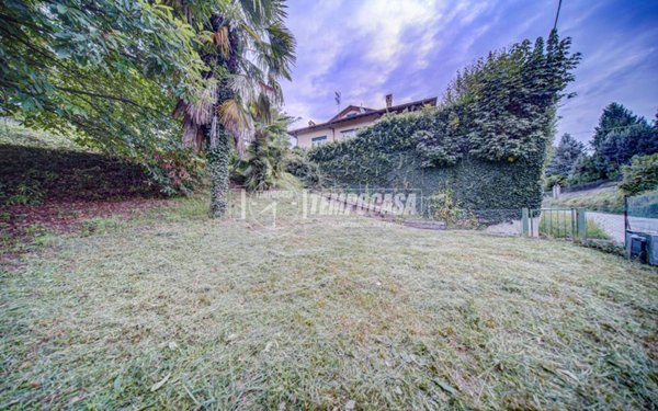 terreno edificabile in vendita a Taino