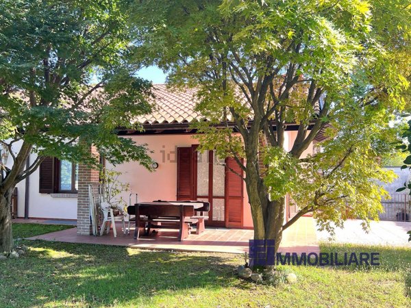 casa indipendente in vendita a Taino