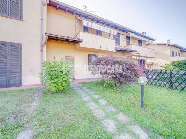casa indipendente in vendita a Taino