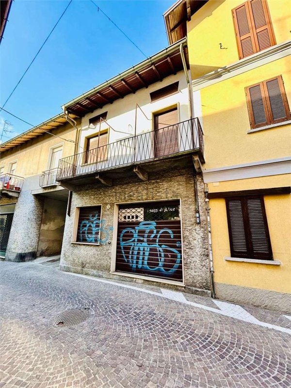 ufficio in vendita a Taino