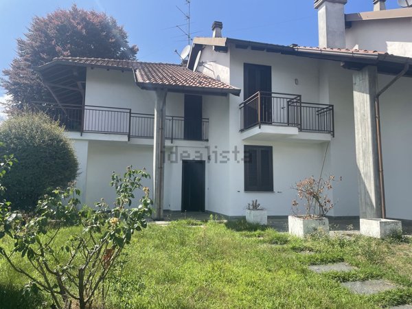 casa indipendente in vendita a Taino