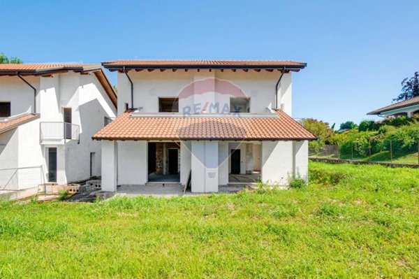 casa indipendente in vendita a Taino