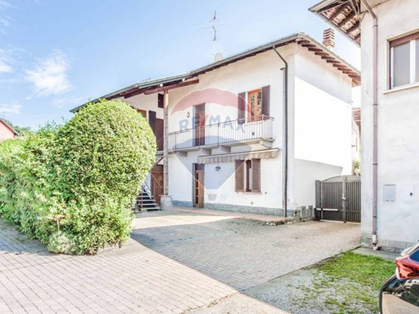 appartamento in vendita a Taino