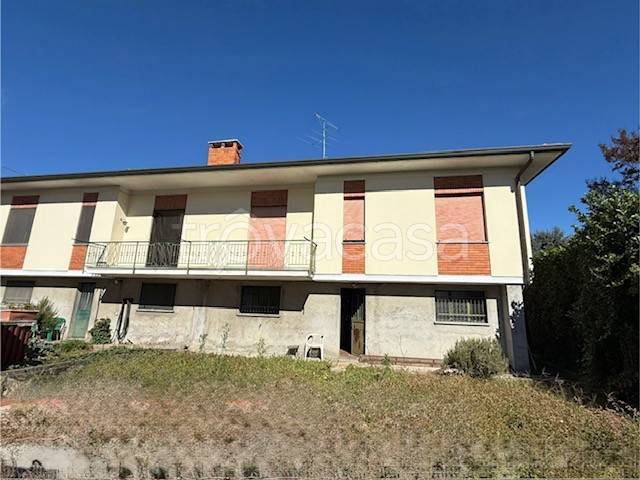 casa indipendente in vendita a Taino