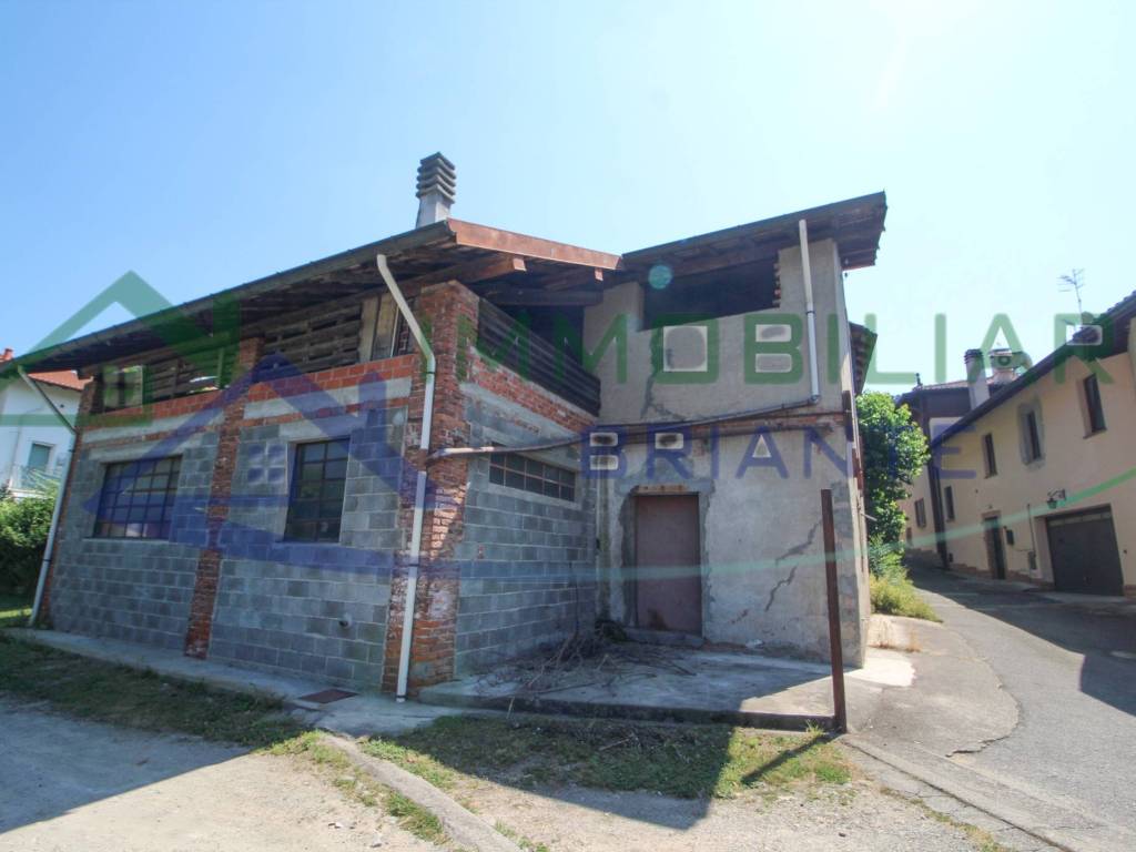 casa indipendente in vendita a Taino
