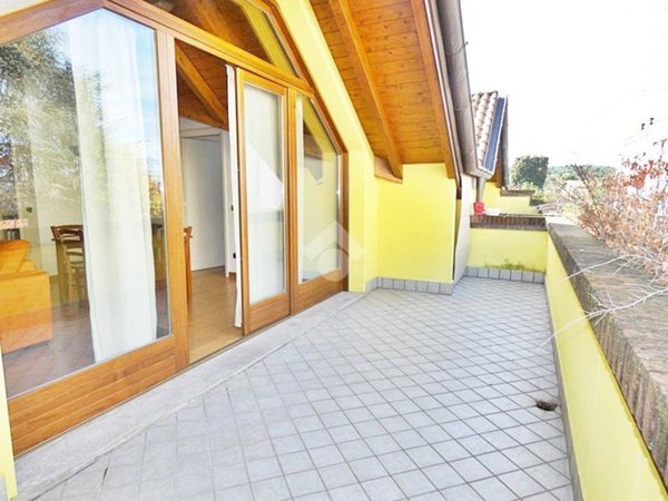 casa indipendente in affitto a Taino