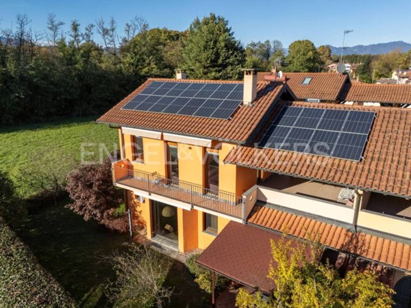 casa indipendente in vendita a Taino