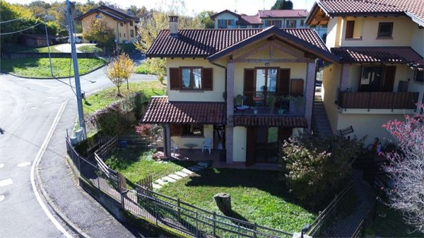 appartamento in vendita a Taino