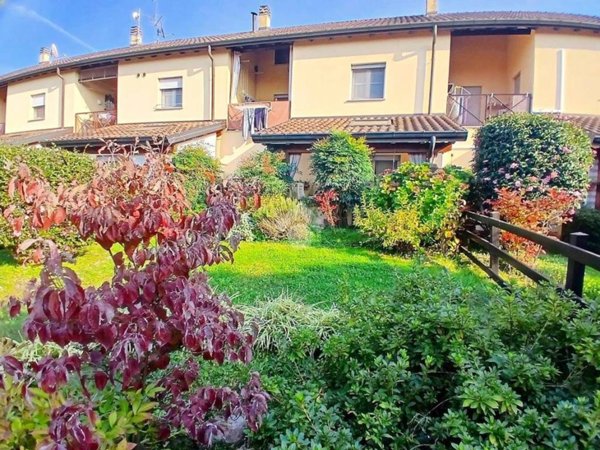 casa indipendente in vendita a Taino