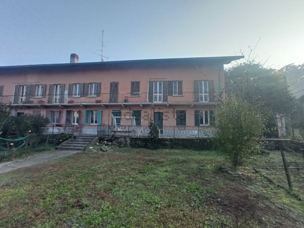 appartamento in vendita a Taino