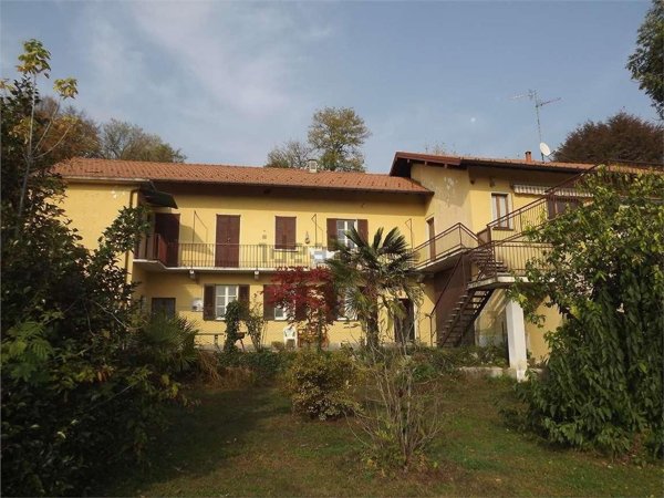 casale in vendita a Taino