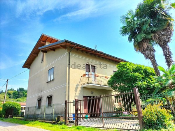 casa indipendente in vendita a Taino