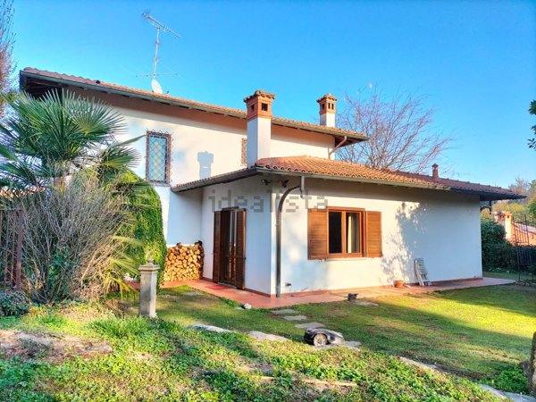 casa indipendente in vendita a Taino