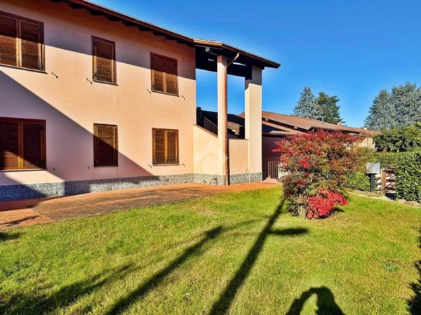 appartamento in vendita a Taino