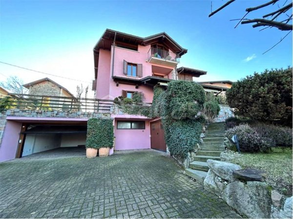 casa indipendente in vendita a Taino