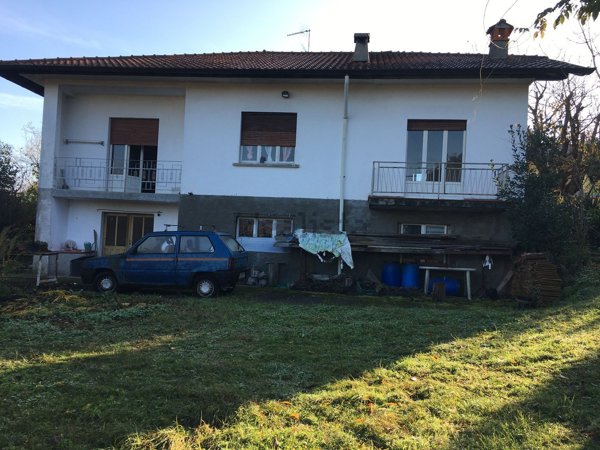 appartamento in vendita a Taino