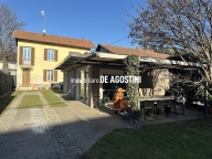 casa indipendente in vendita a Taino