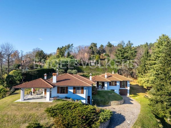 casa indipendente in vendita a Taino