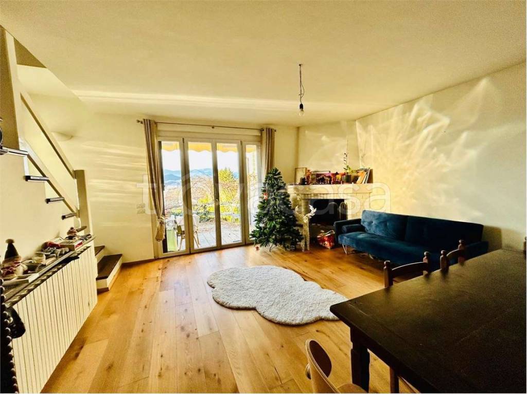 casa indipendente in vendita a Taino