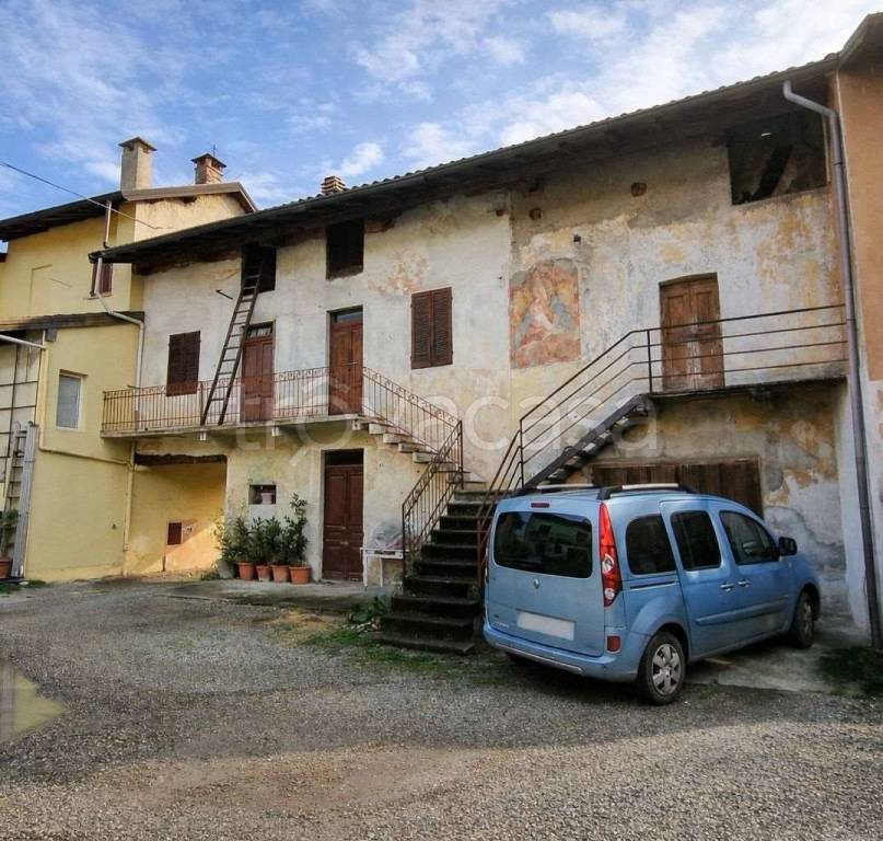 casa indipendente in vendita a Taino