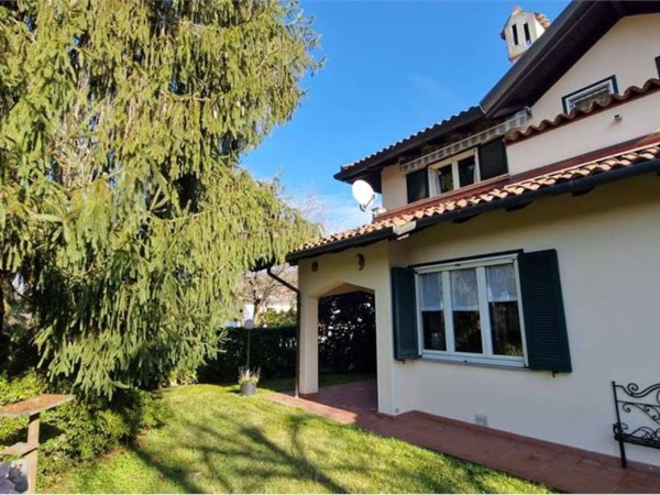 appartamento in vendita a Taino