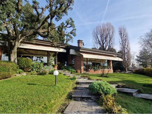 casa indipendente in vendita a Taino