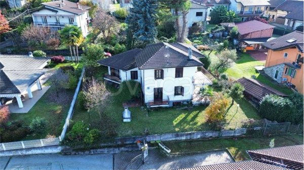 casa indipendente in vendita a Taino