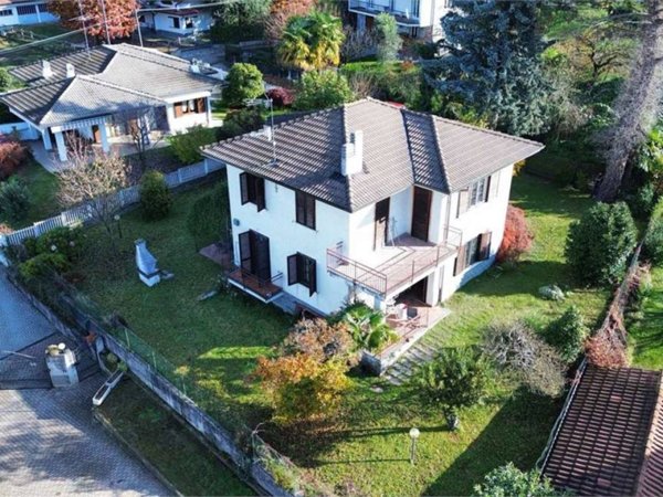 casa indipendente in vendita a Taino