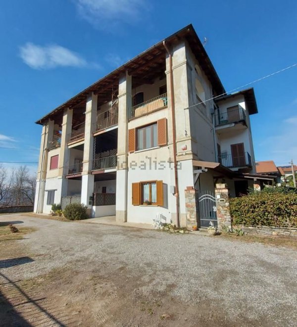 appartamento in vendita a Taino