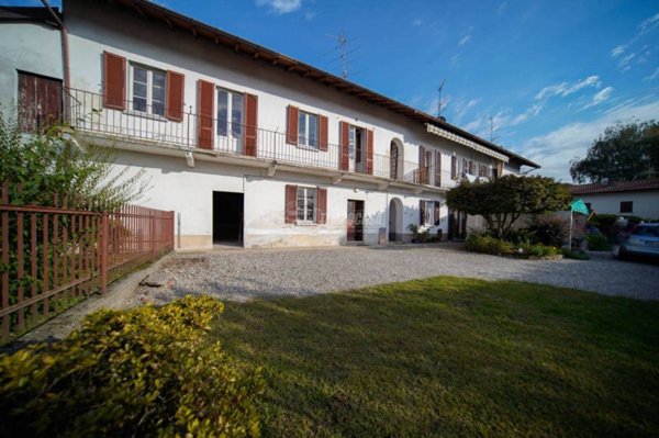 casa indipendente in vendita a Taino