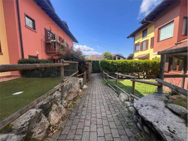 appartamento in vendita a Taino