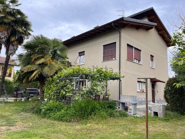 casa indipendente in vendita a Taino